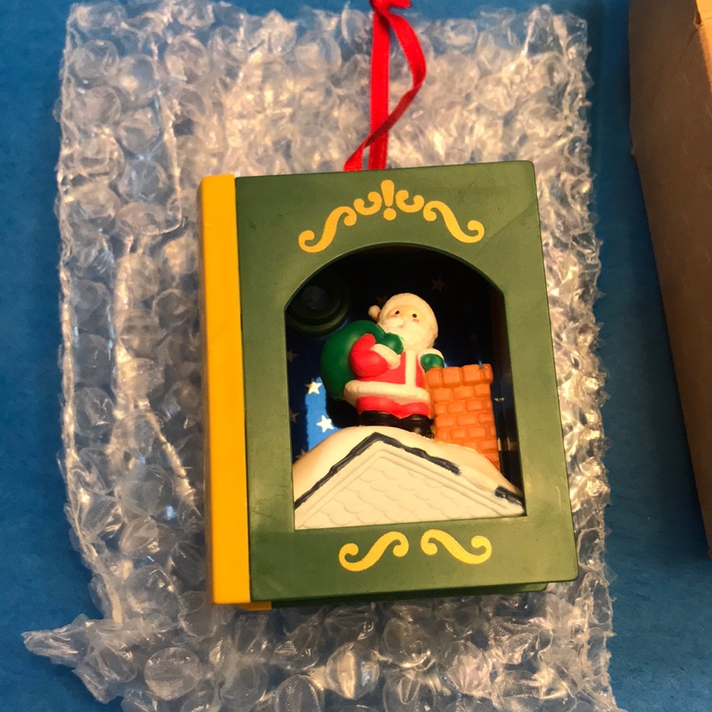 Avon Storybook light up Christmas 🎅 Ornament vintage Clement C. Moore